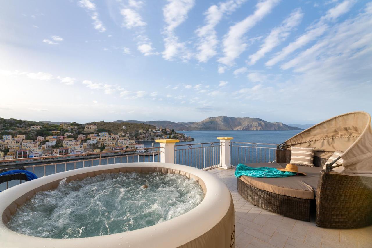 Sea La Vie * Symi