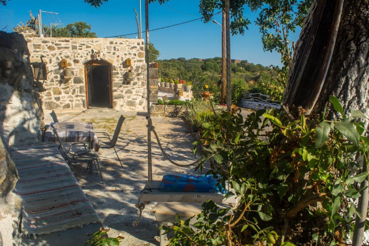 Palaiokastro Traditional House *
