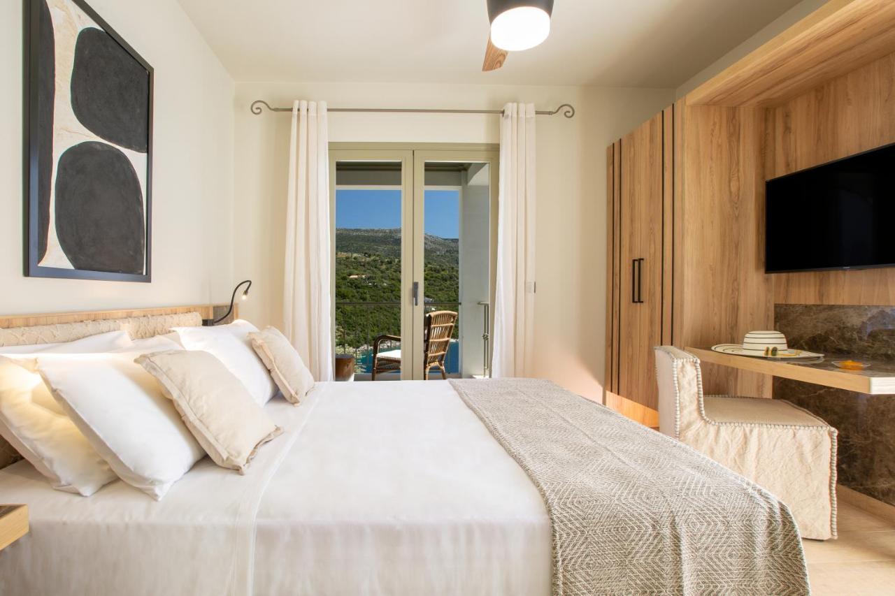 Elanthy-new Luxury With Private Sea Access Villa