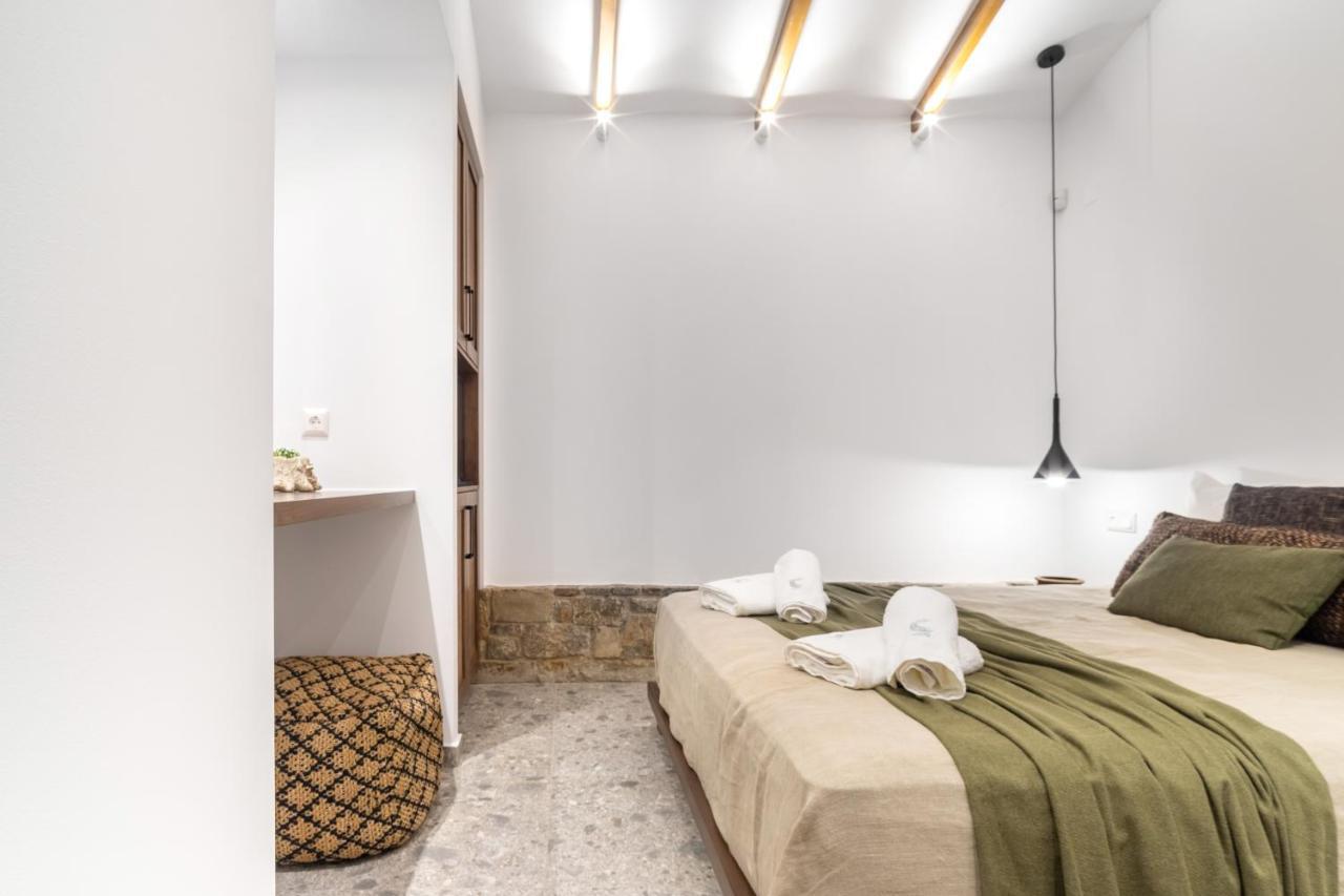 Holiday home Wave, An Idyllic Seafront By Nirousuites Kokkini Hani