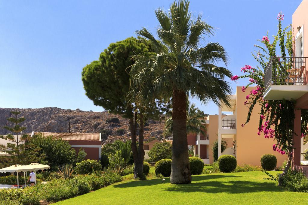 Di Hotel
