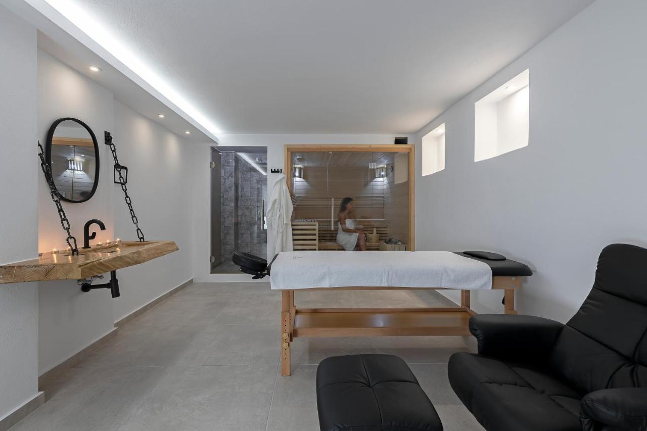 La Grande Vue-private Hilltop With Private Pools Villa Vivlos