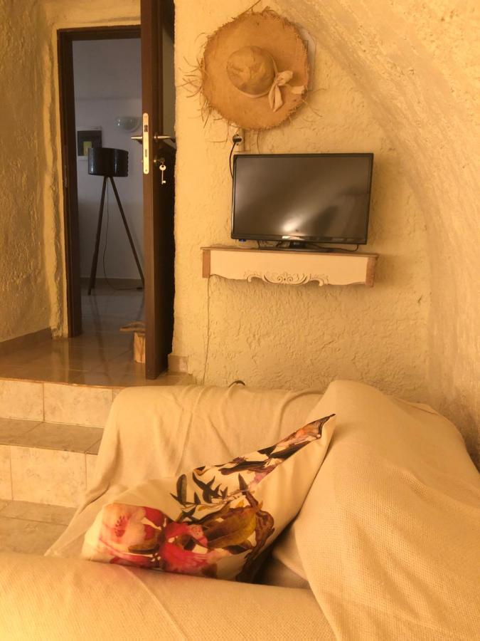 Kamares Cave House 3 Apartment Gerolimenas