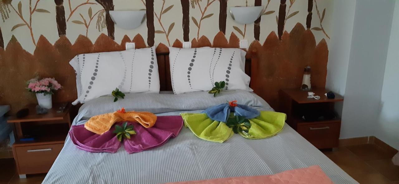Efi Studio Aparthotel 3*