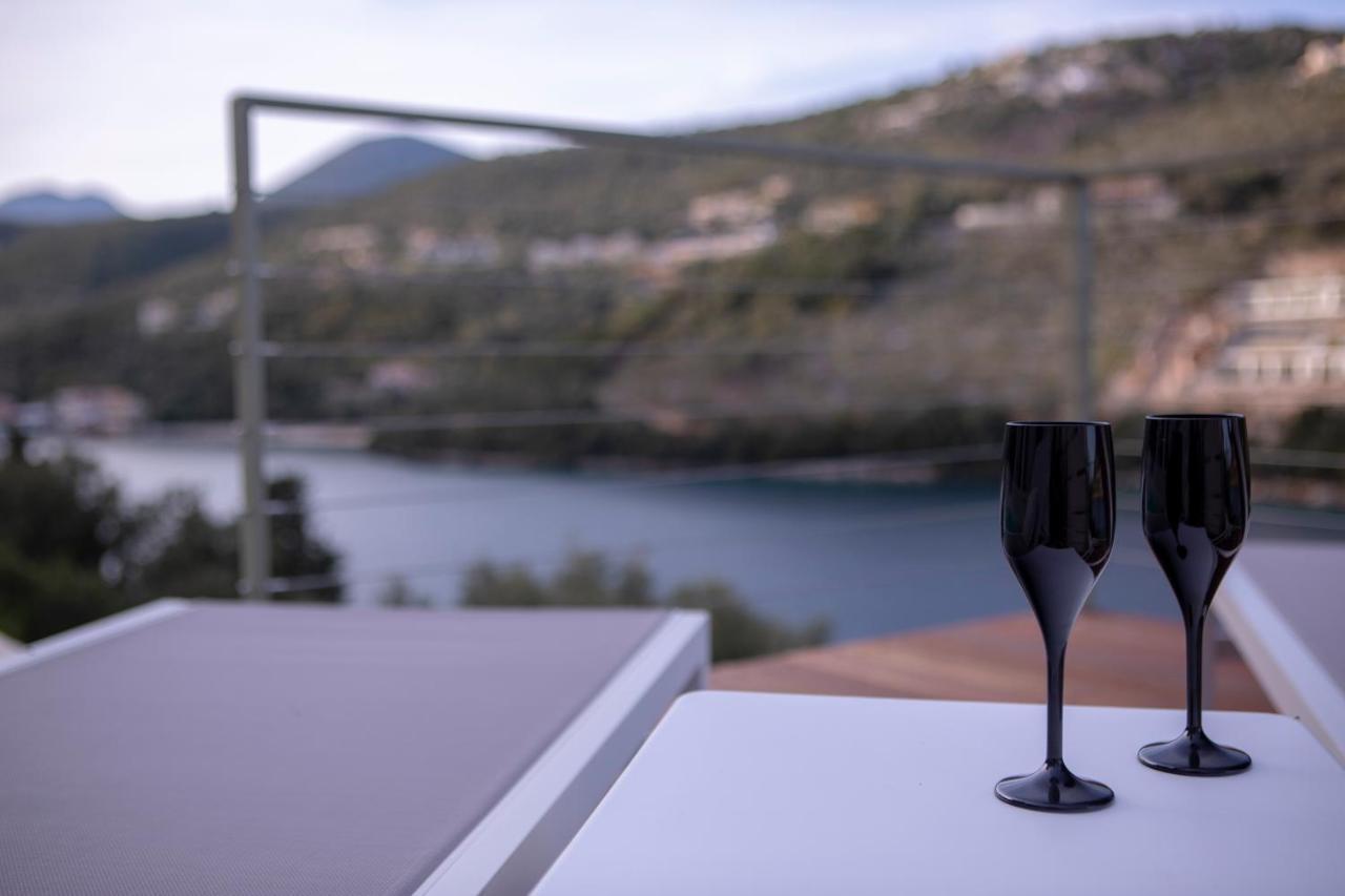 Anthelia-idyllic View And Private Access To The Sea Villa
