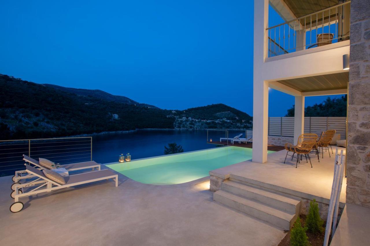 Anthelia-idyllic View And Private Access To The Sea