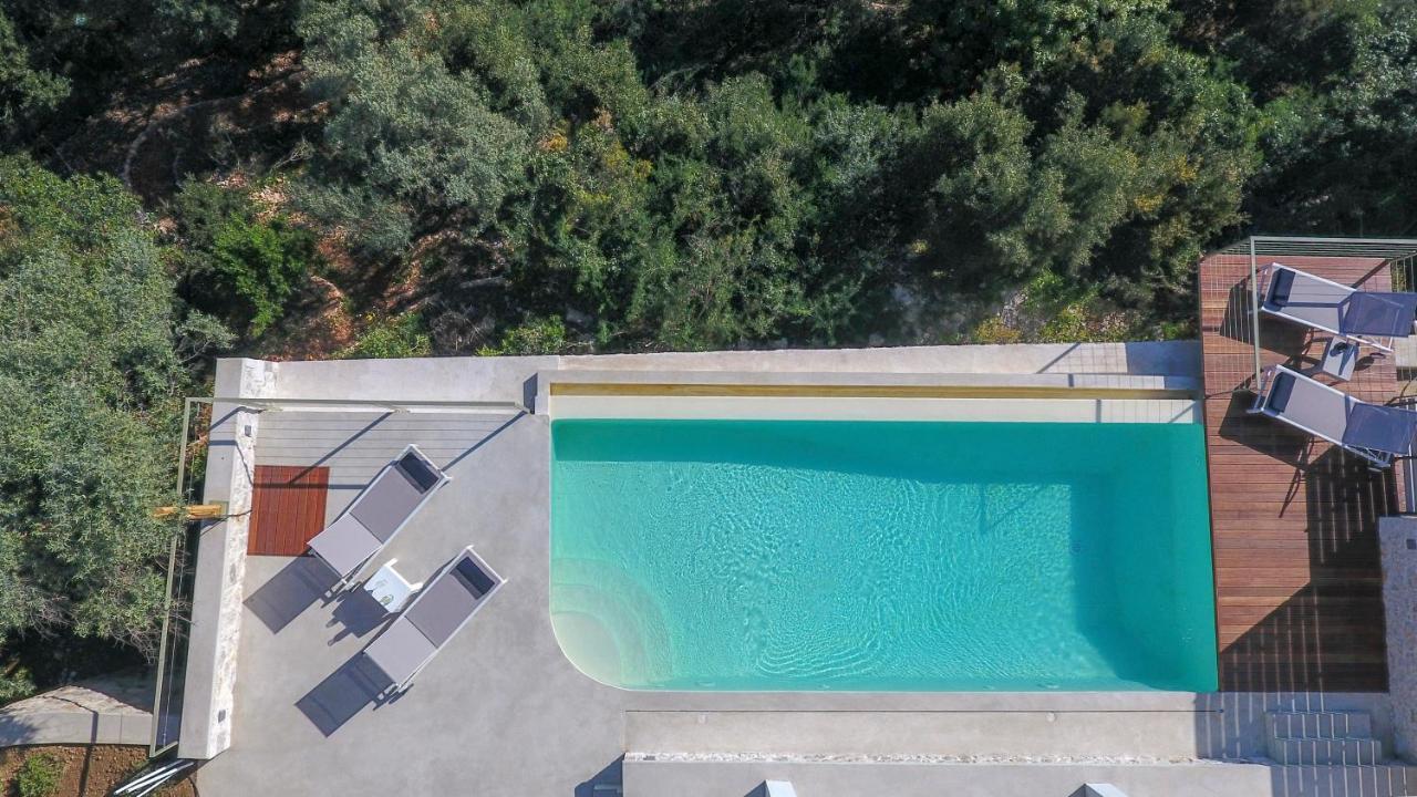Villa Anthelia-idyllic View And Private Access To The Sea