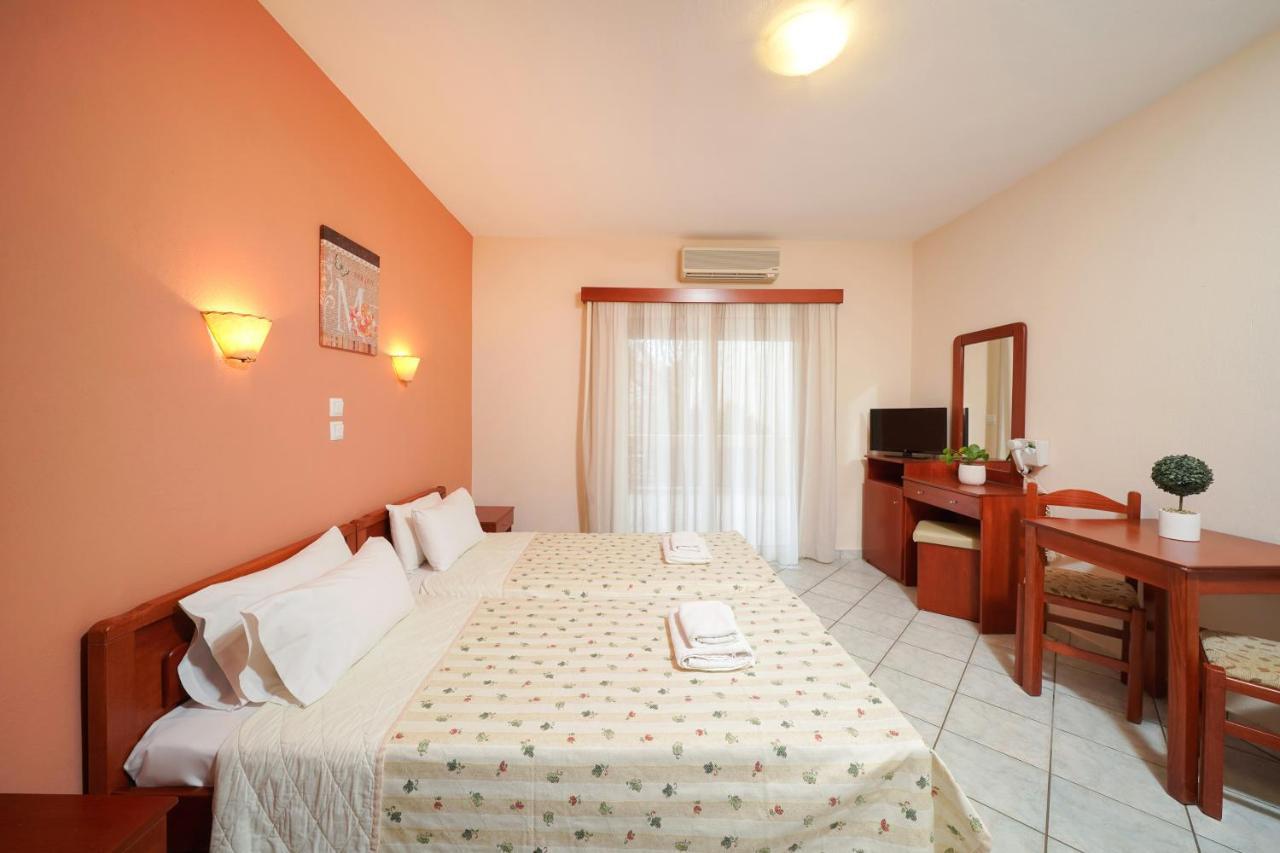 Makrina Hotel