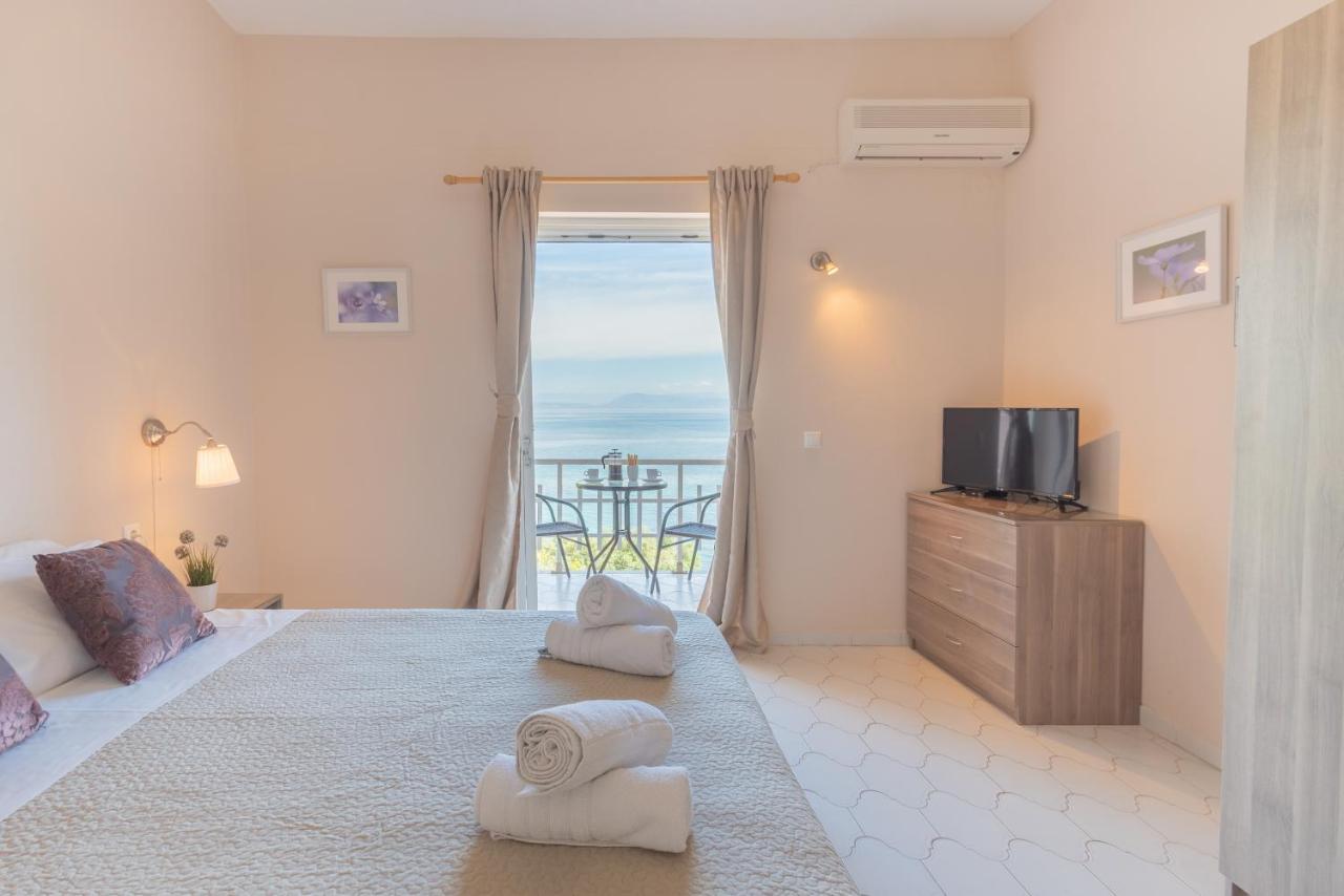 Eden Sea View Mesongi
