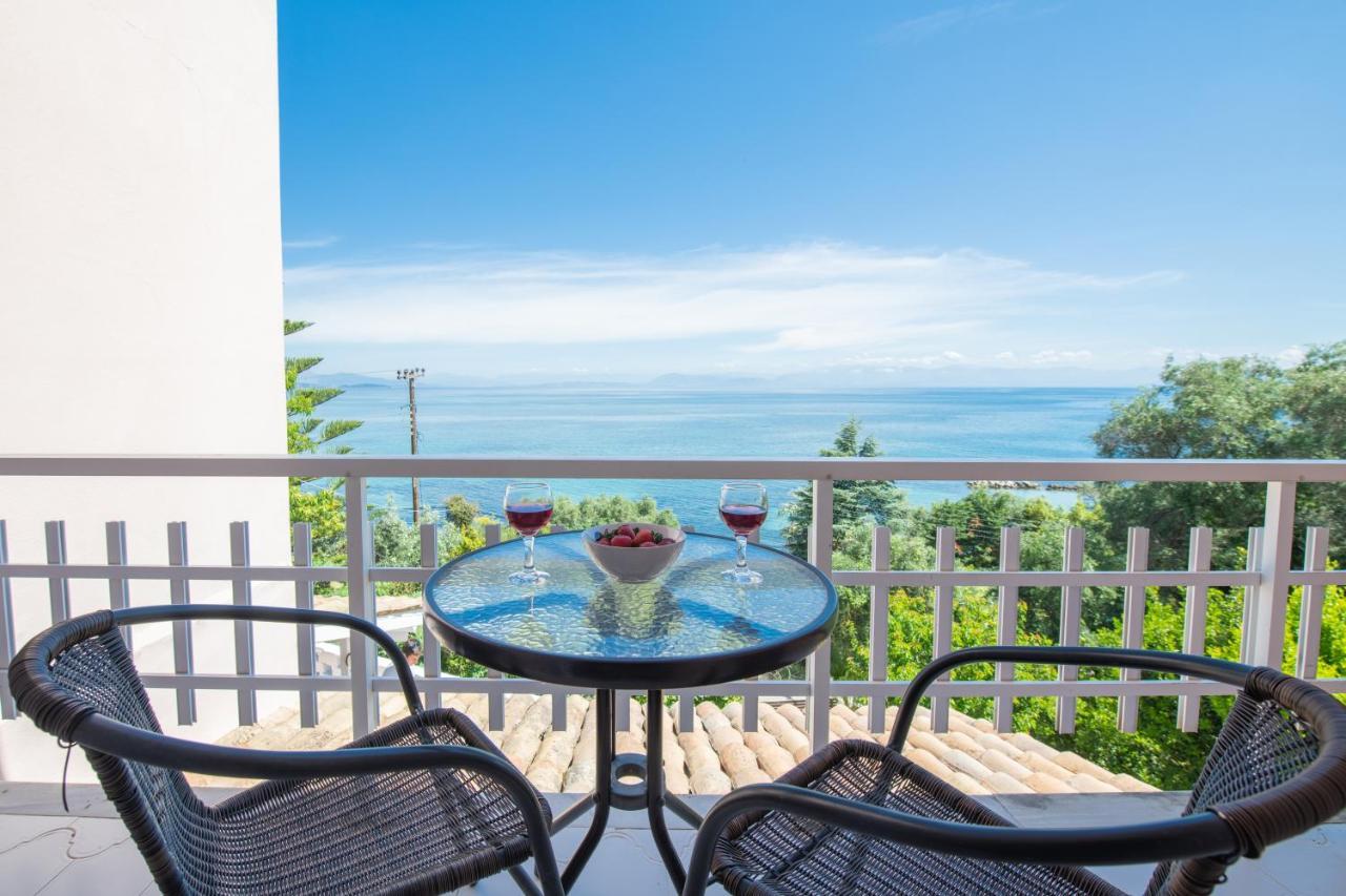Eden Sea View Apartment Mesongi