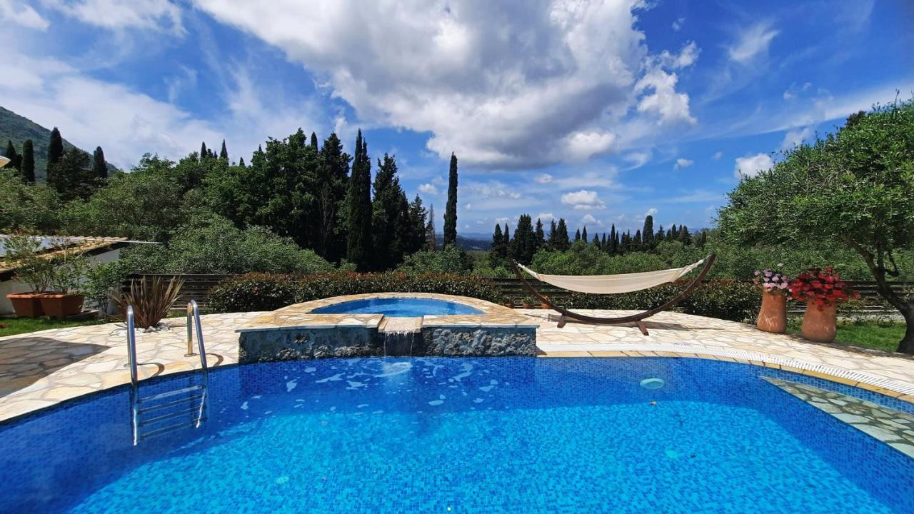 Claire Corfu Villa *
