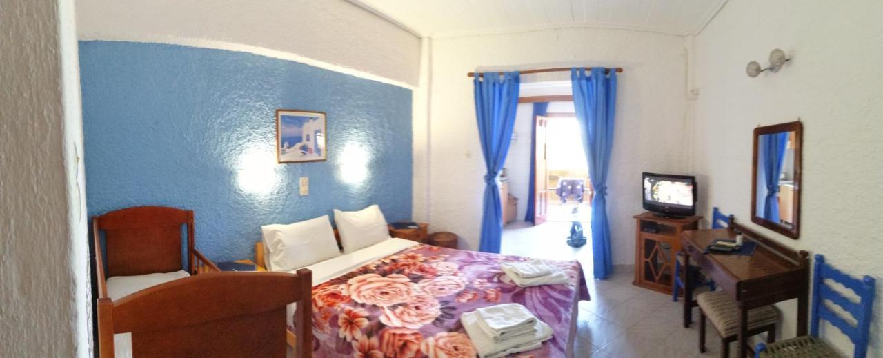 Xenia * Vagia (Aegina)