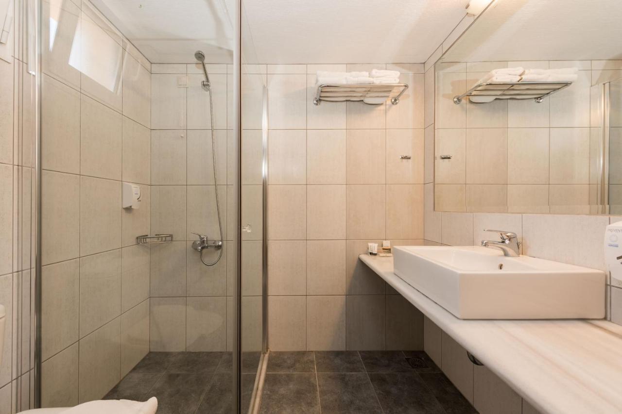 Louloudis Boutique (adults Only) 3*