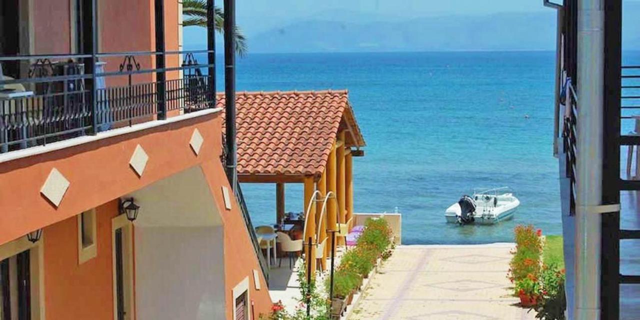 Seafront * Kavos
