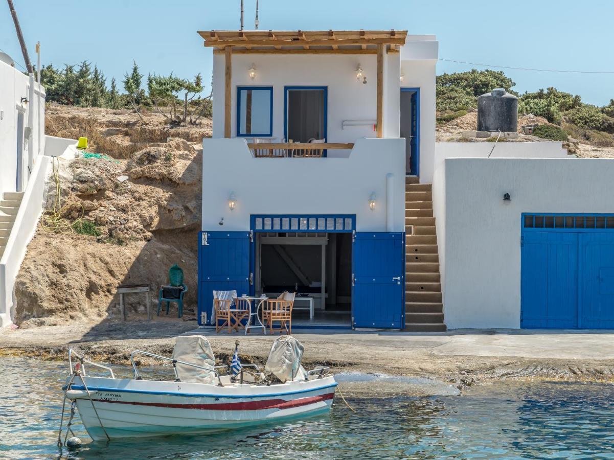 Manolis And Filio -by The Sea Holiday home Pachaina