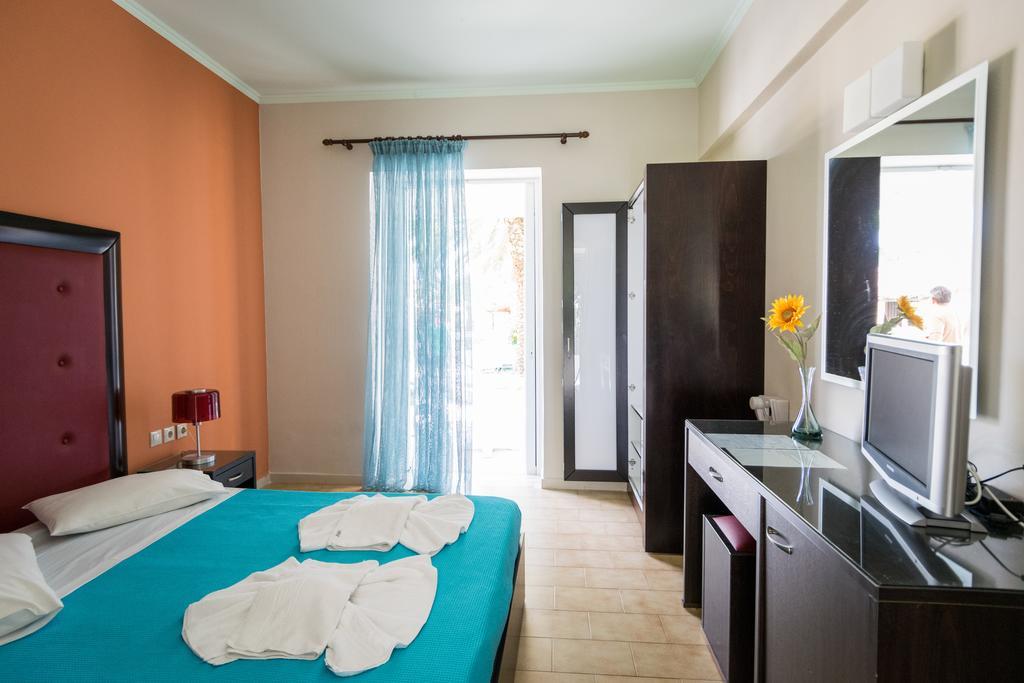 Mentikas Studios Apartment Laganas