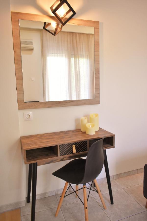 Periklis Guest house *