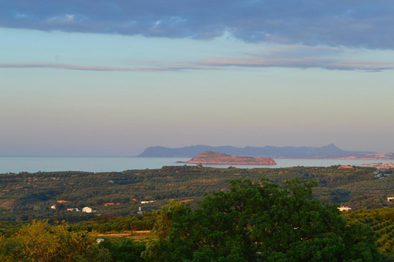 Magea-thalassa,top Floor Cretan With Views Apartment *