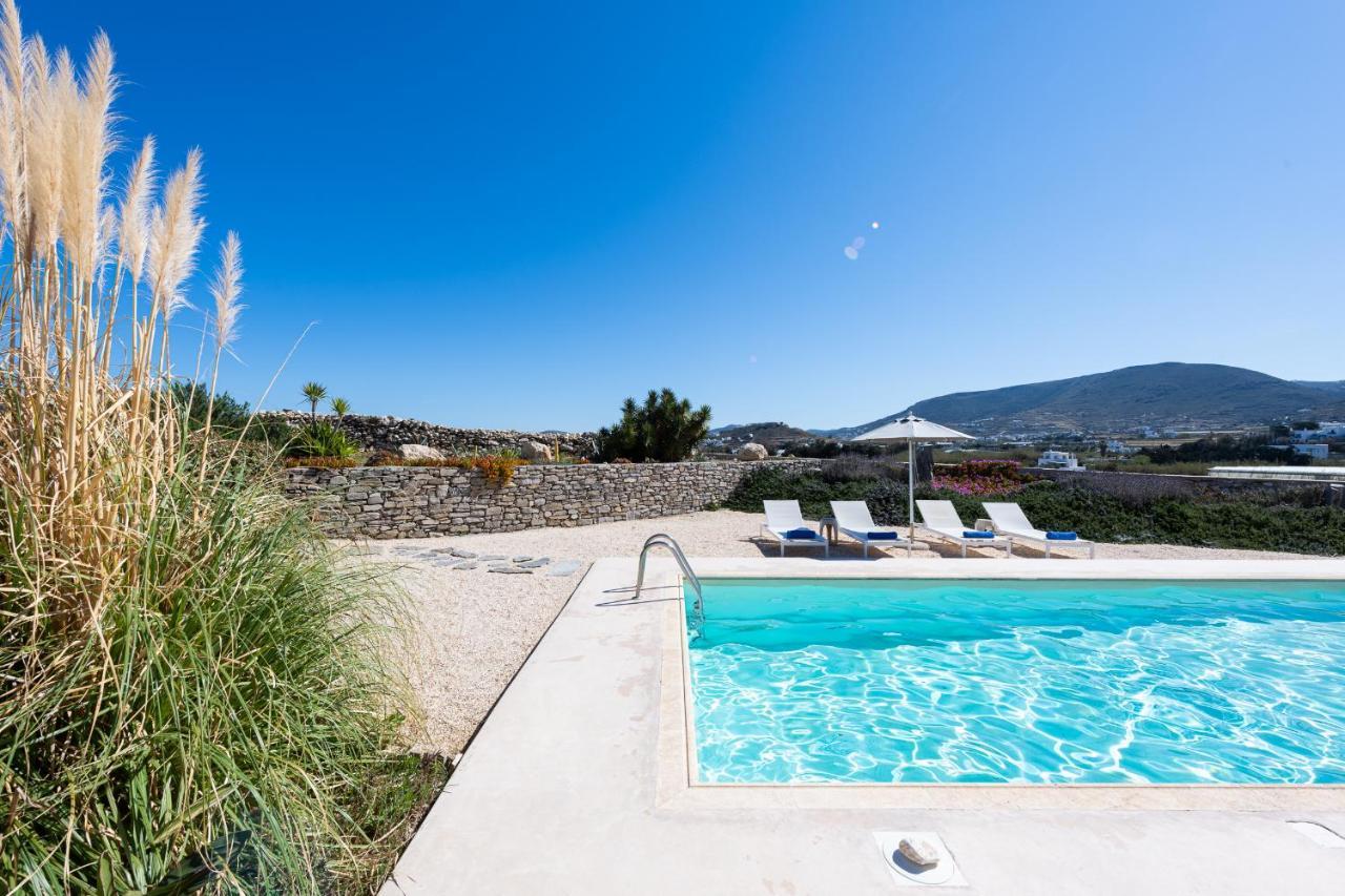 - Private Pool - Access *