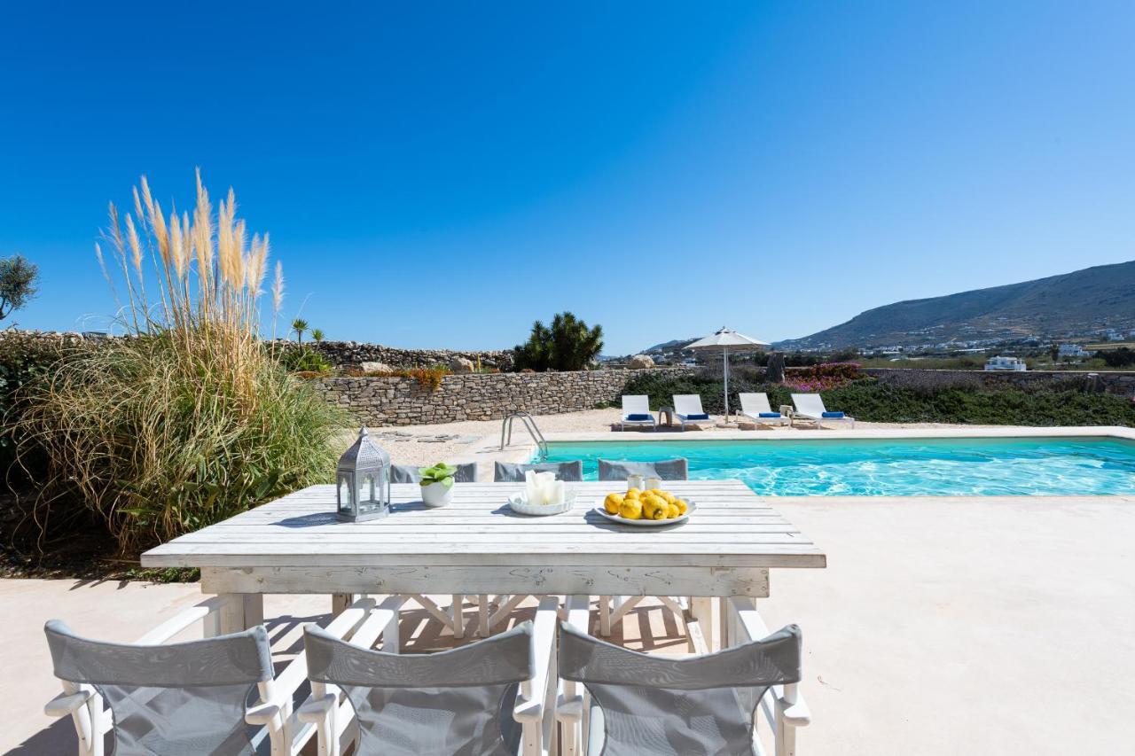 Villa - Private Pool - Access Parasporos