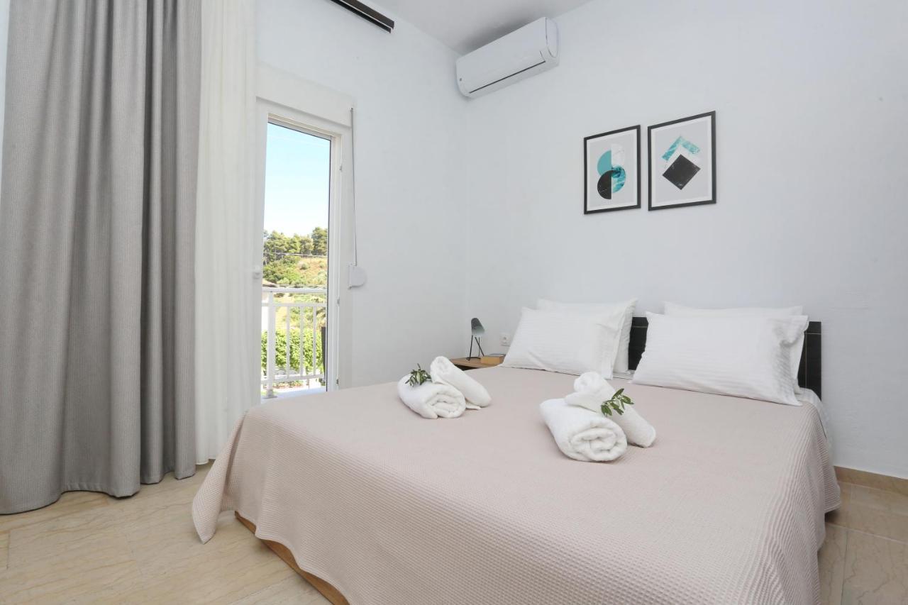 Mare Monte Luxury 2 Apartment Nea Skioni