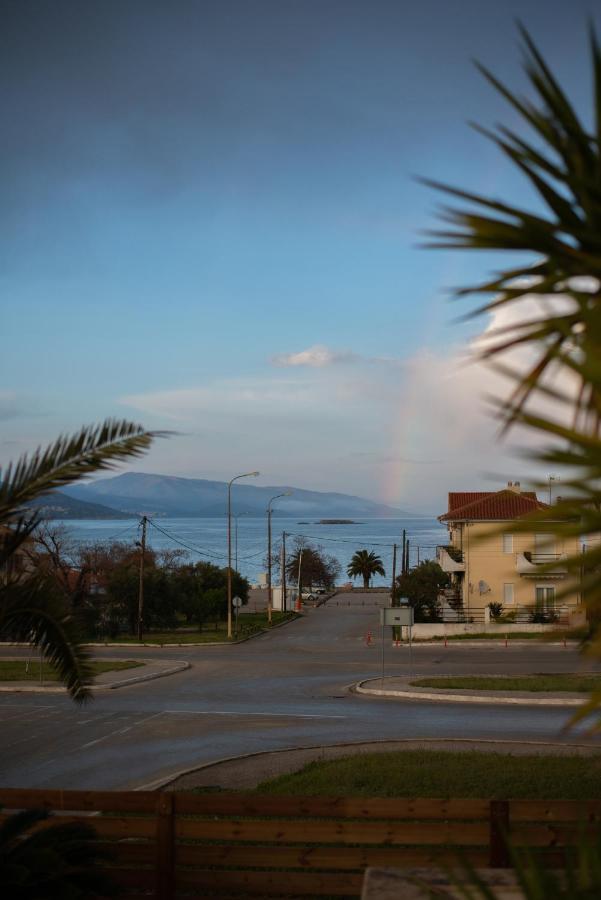 Luminous Villa Nea Iraklitsa