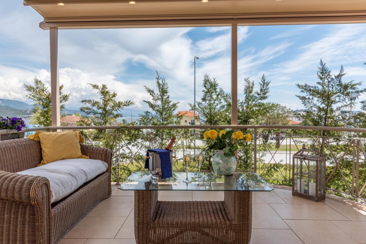 Luminous Villa Nea Iraklitsa