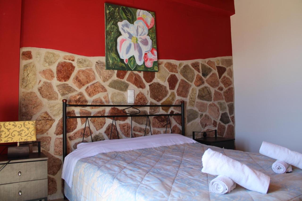 Tentes Homes Vounaria
