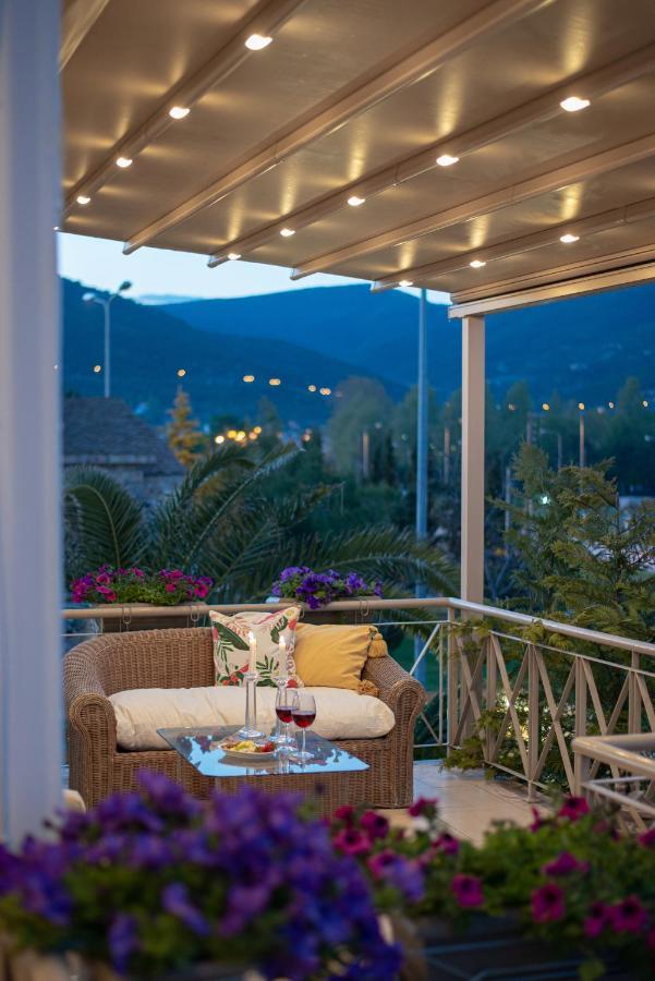 Luminous Villa Nea Iraklitsa