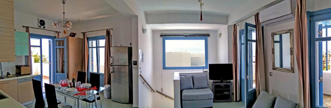 Villa Danae - Seaside With Pool & Hot Tub