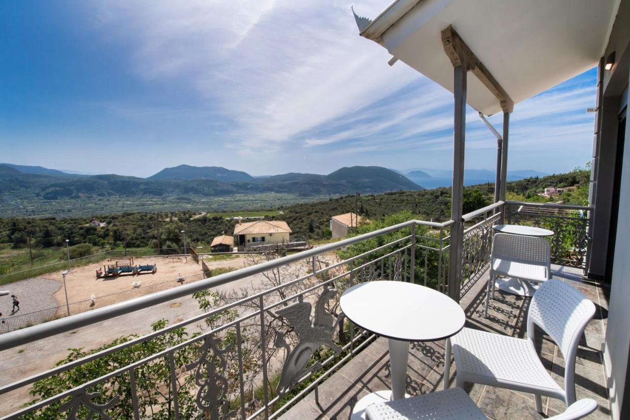 Aelia Apartment