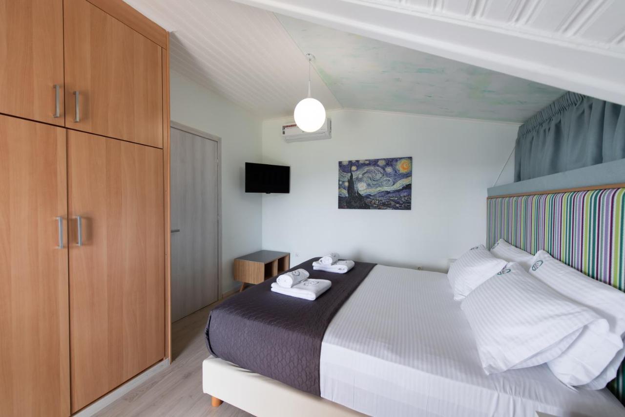 Aelia Apartment