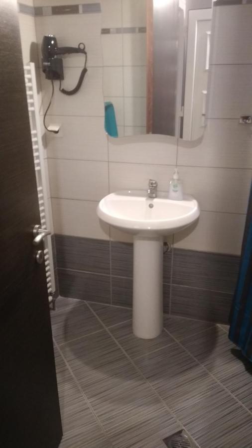 Iris Deluxe 2 * Kavala