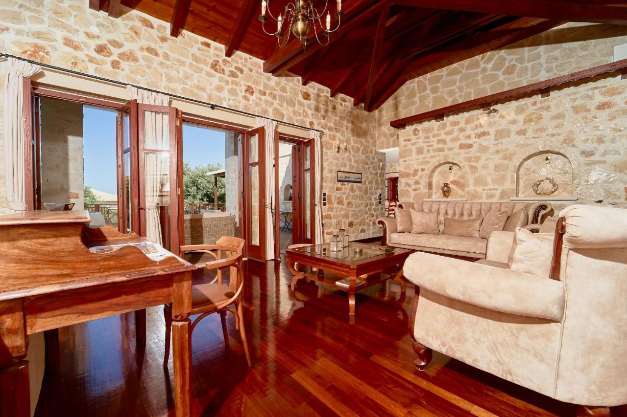 Lila's Luxury Villa