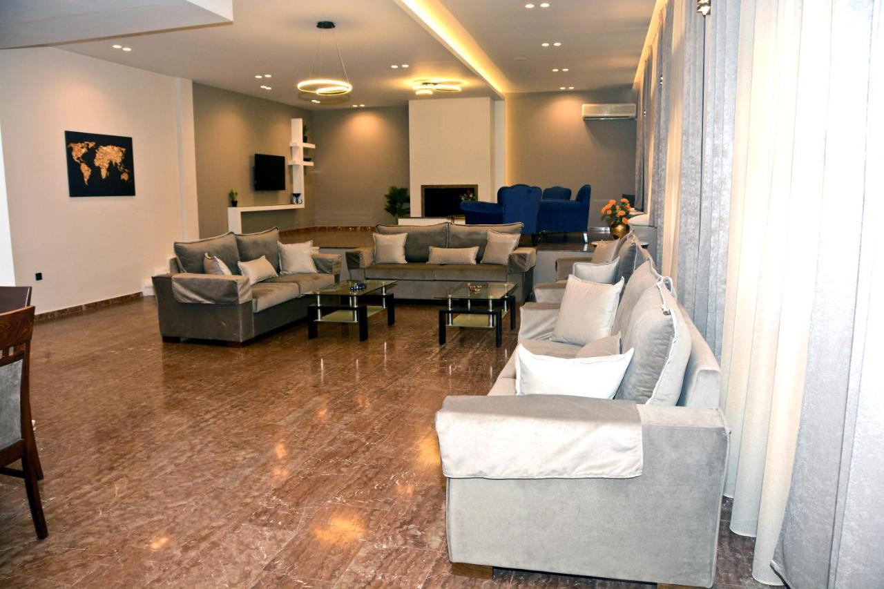 Marily Hotel 2*