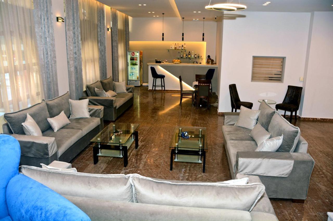 Marily Hotel 2*