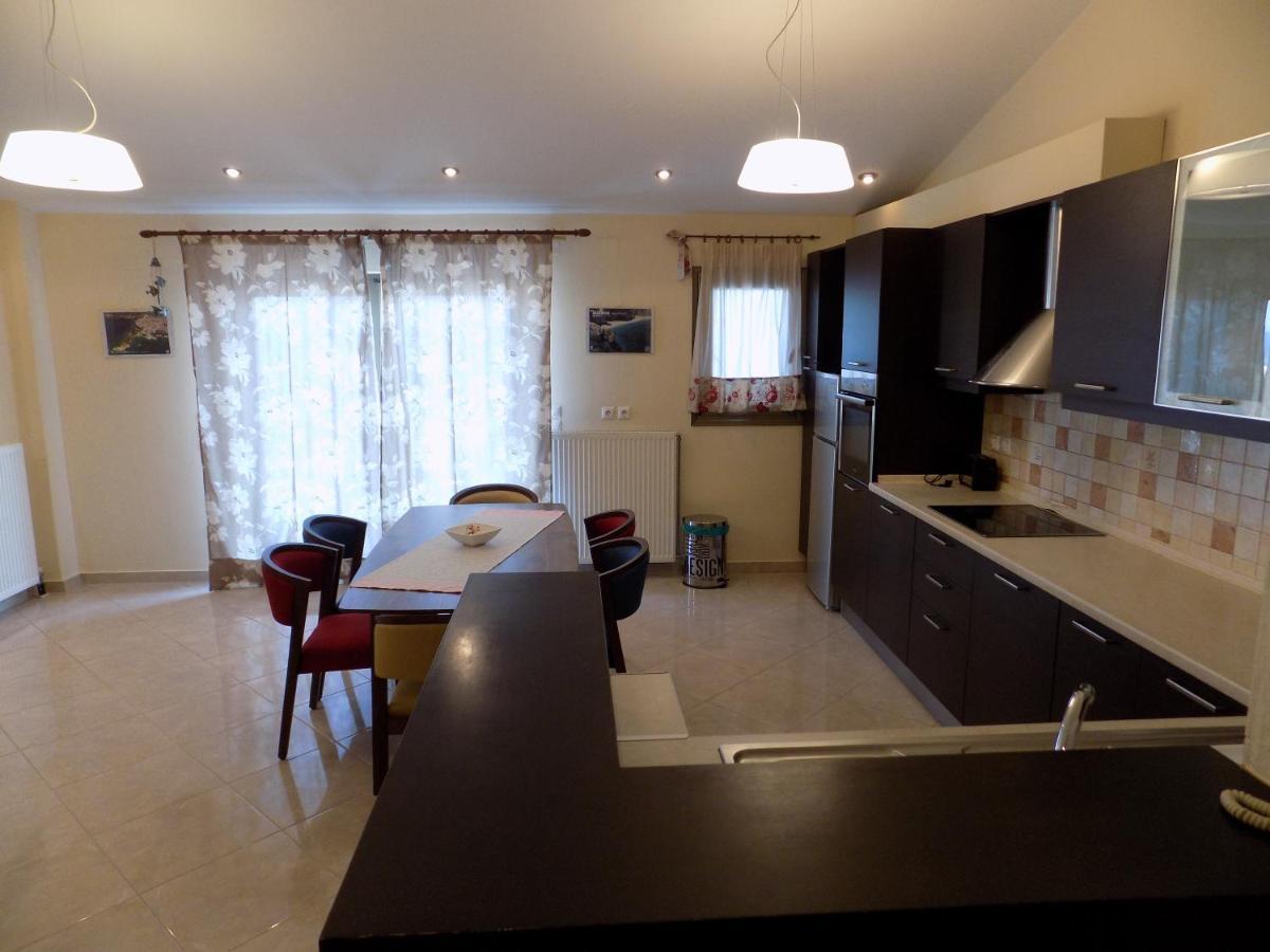 Rhodon House Apartment