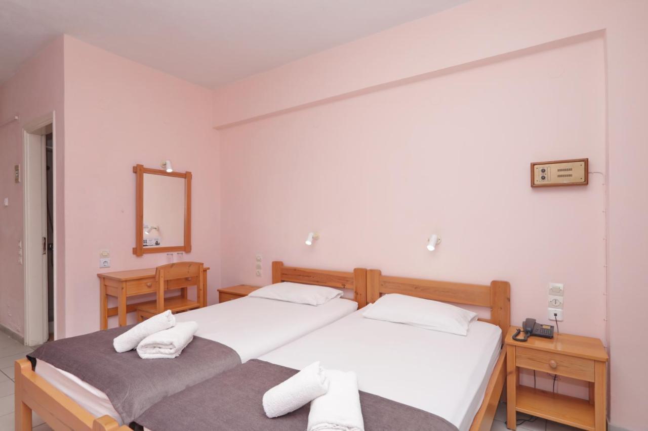 Hotel Dolphin