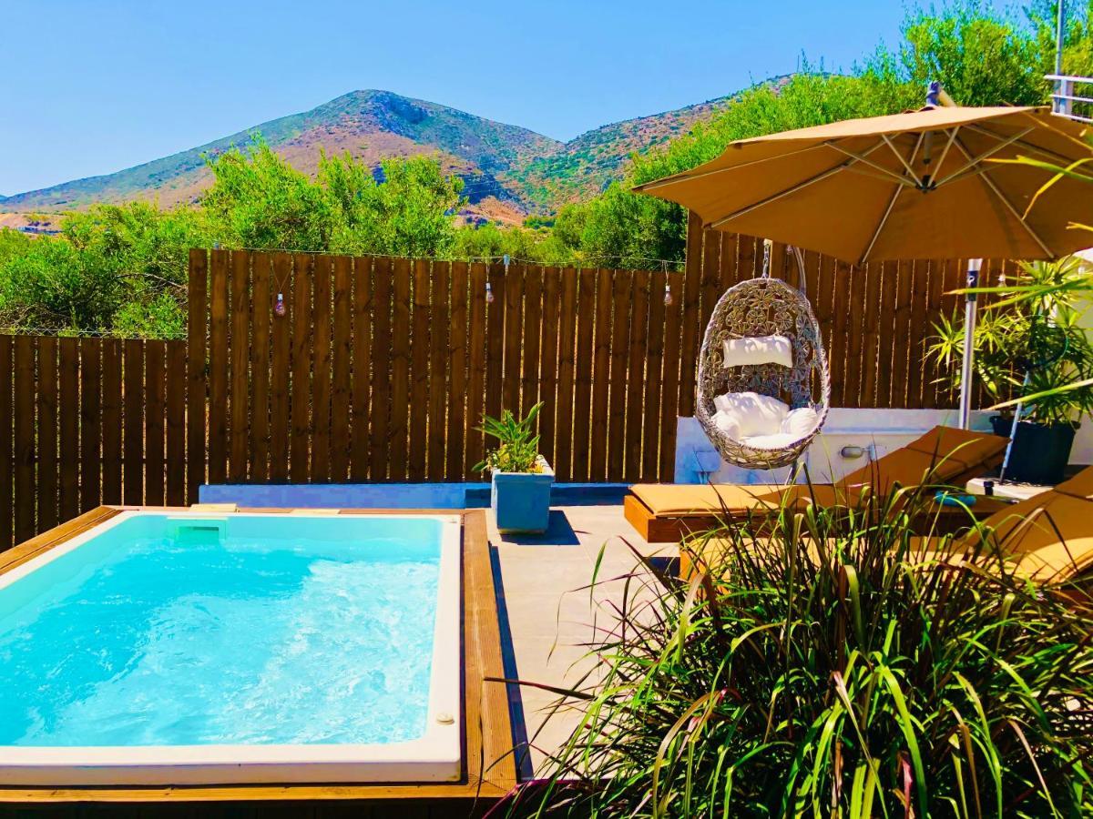Izabela With Private Pools Apartment Hersonissos (Crete)