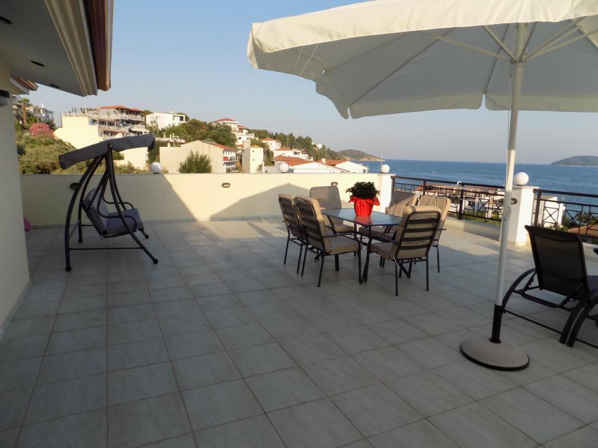 Rhodon House Apartment