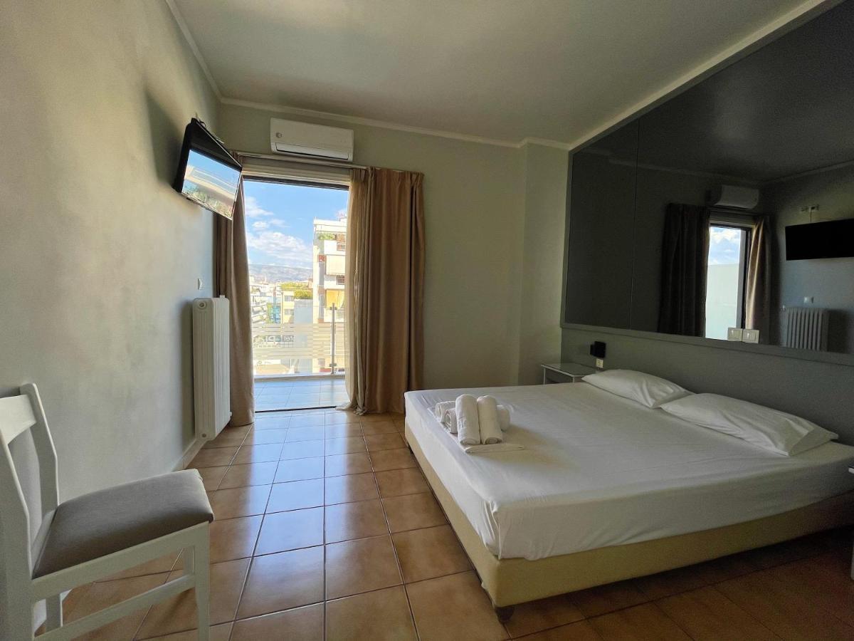Platon 3* Piraeus
