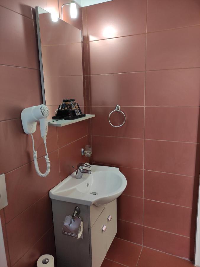 Point Chios Aparthotel