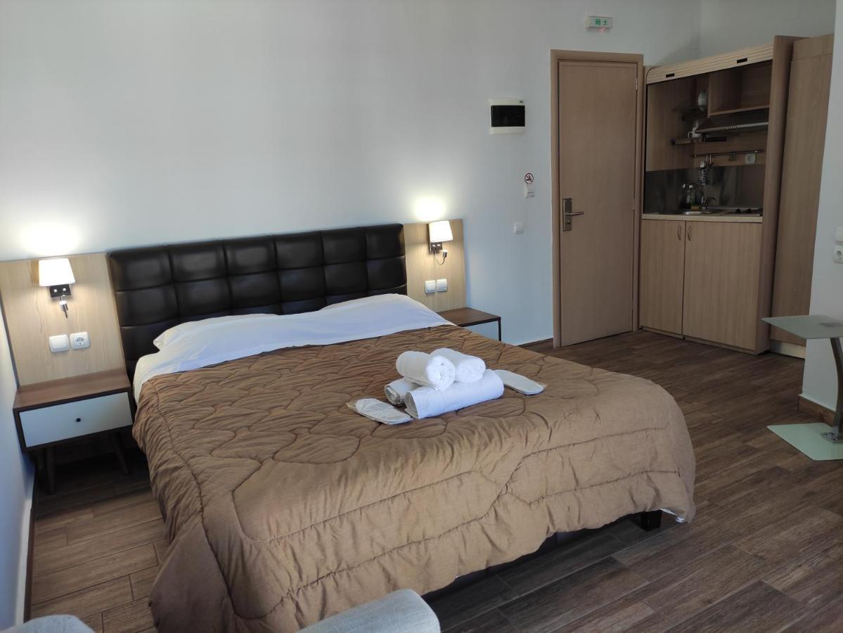 Aparthotel Point Chios 2*