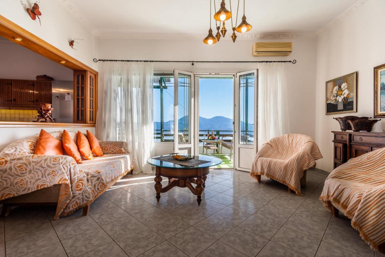 Melisses Sea View House Holiday home Plaka (Milos)
