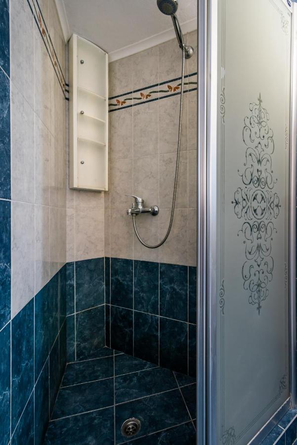 Melisses Sea View House Holiday home Plaka (Milos)