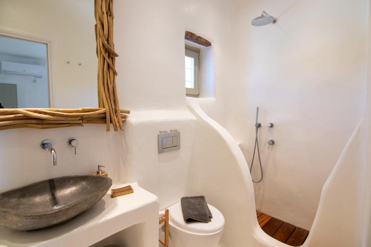 Diorite By Rocks Estates Parikia (Paros)