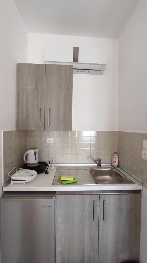 Afroditi Aparthotel