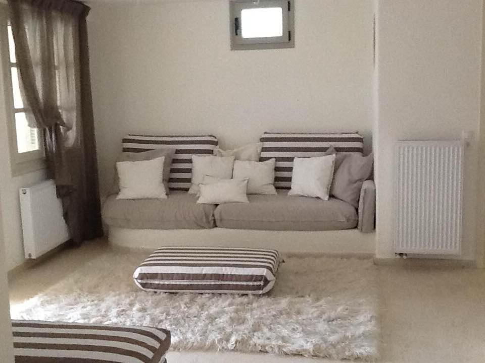Pyleanblue Villa