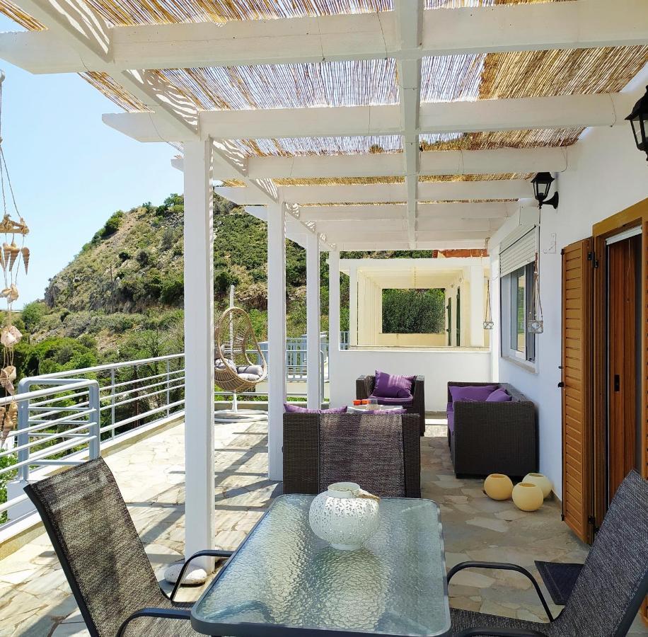 Holiday home Pelagos House 