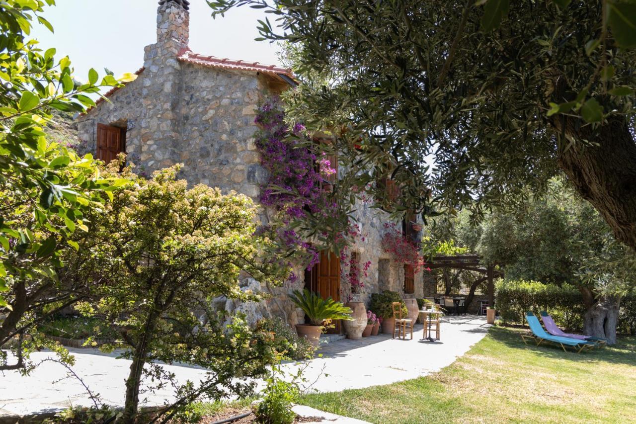 Manolis' House Holiday home